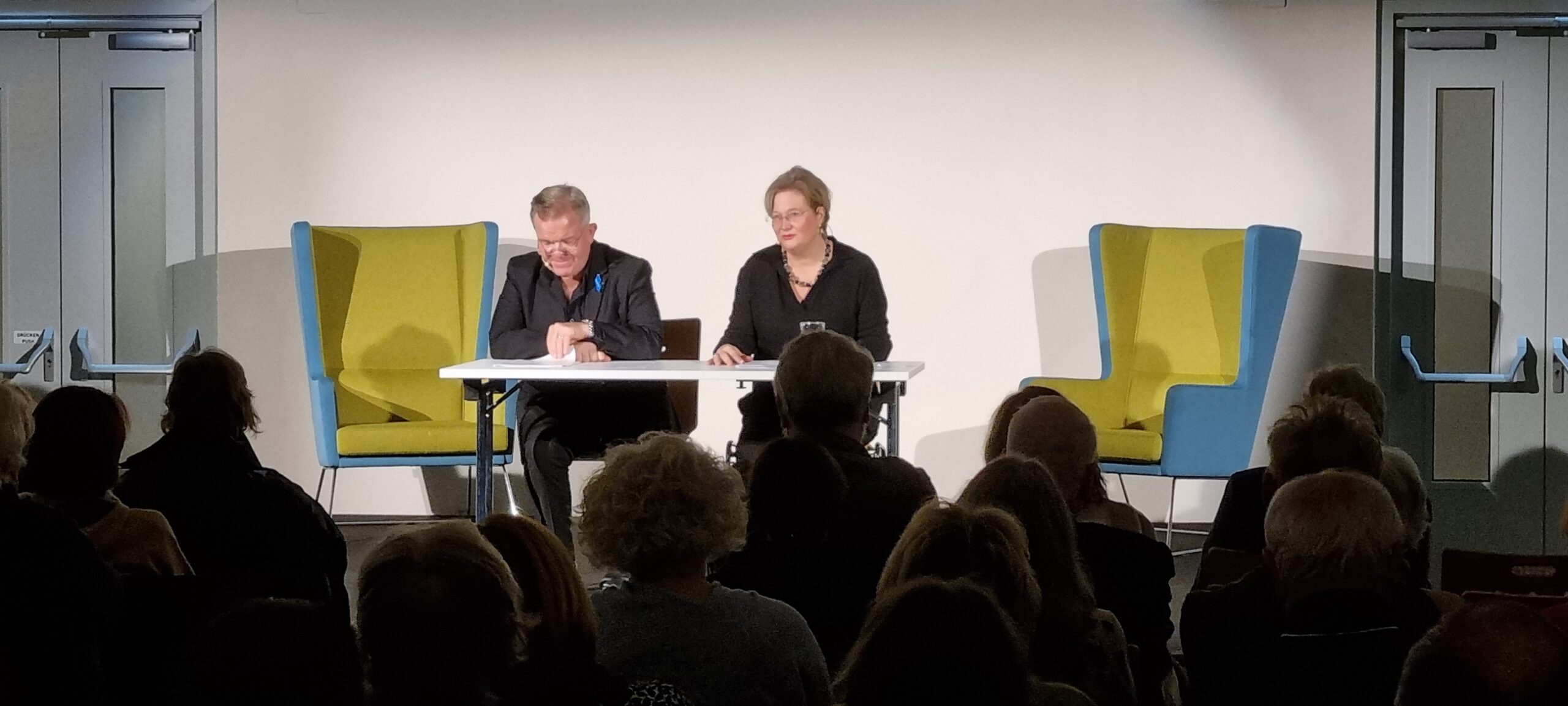 Cornelius Obonya und Cornelia Schäfer – Lesung in der Bibliothek im Zentrum, Wiener Neustadt