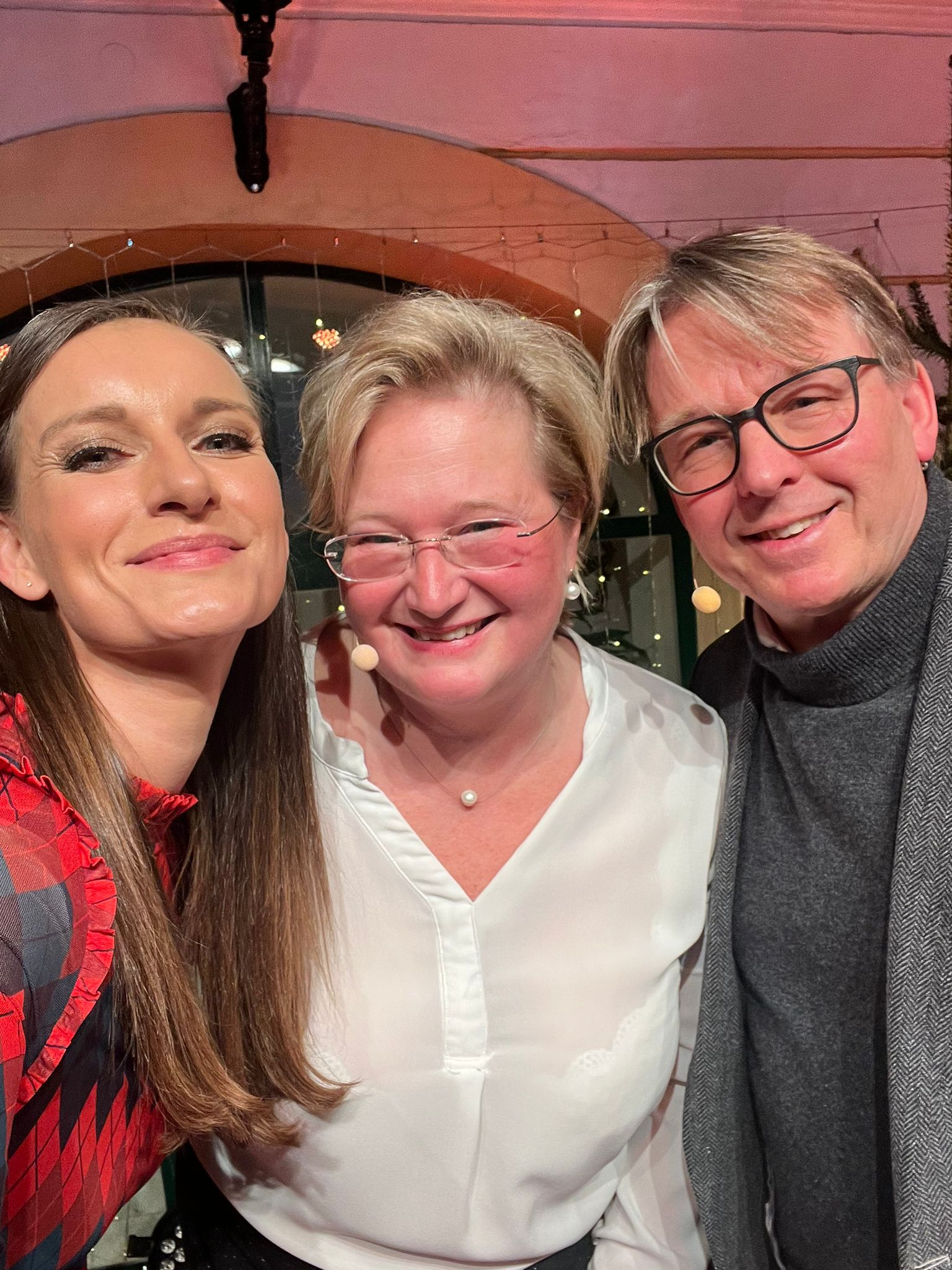 Lesung: Serge Falck & Cornelia Schäfer Musik: Die Mayerin